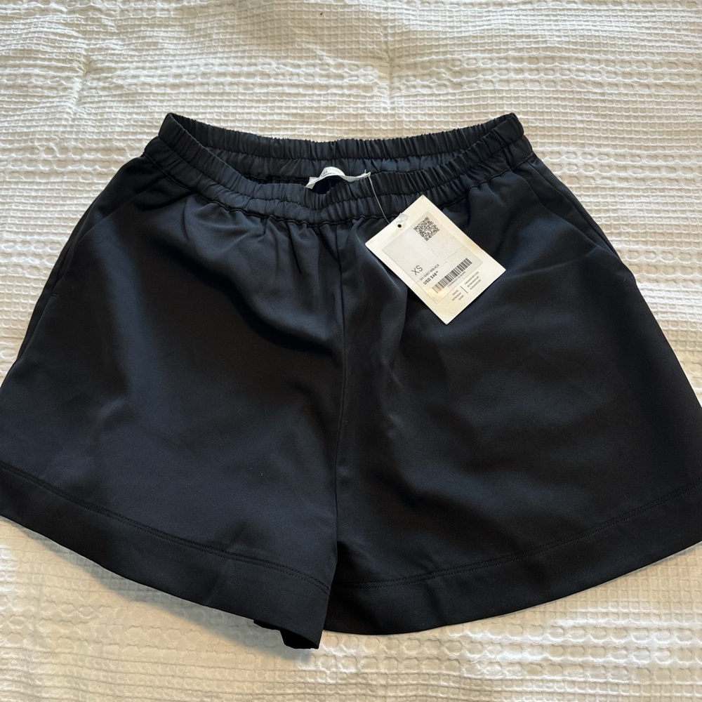 Oak + Fort Soft Black Shorts BRAND NEW size XS